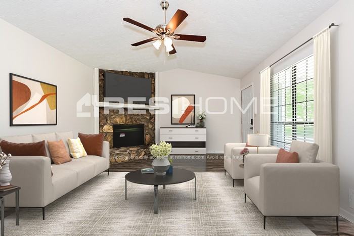 188 Christopher Pl - Photo 3 of 22