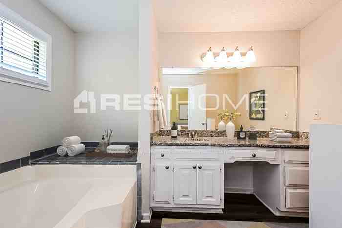 188 Christopher Pl - Photo 5 of 22