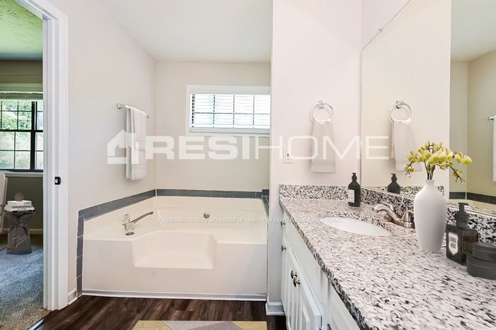 188 Christopher Pl - Photo 6 of 22