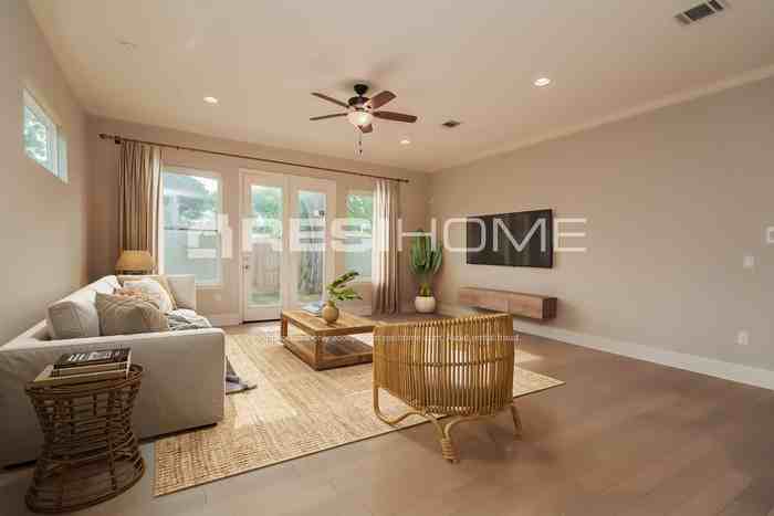 4908 Hardy St - Photo 6 of 20