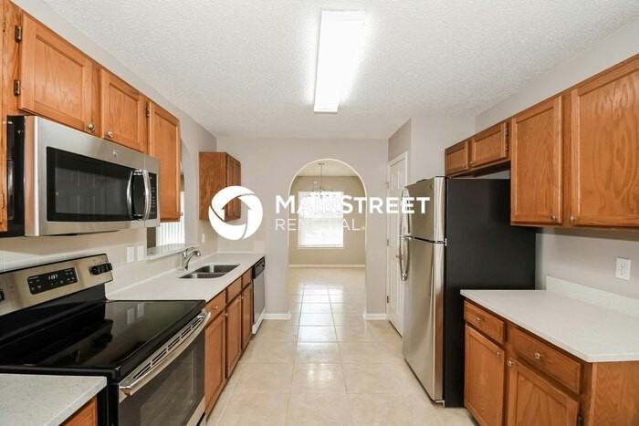 8294 Rocky Creek Ct - Photo 6 of 16