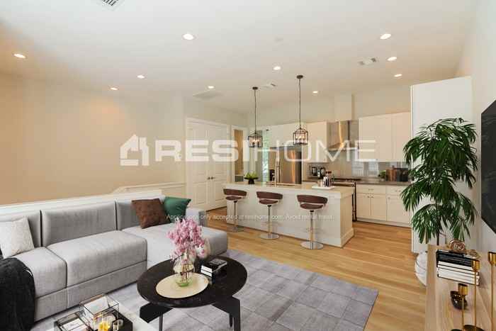 5722 Beall St #B - Photo 7 of 24