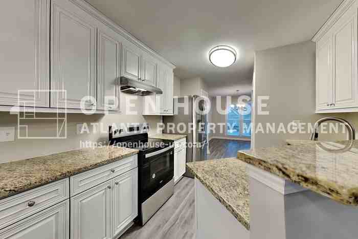 7003 Hampshire Ct - Photo 5 of 20