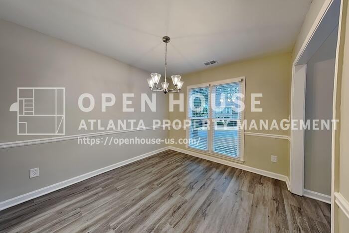 7003 Hampshire Ct - Photo 7 of 20