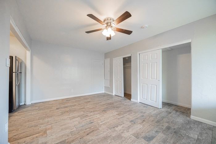 1505 E Harvard St #B - Photo 5 of 11