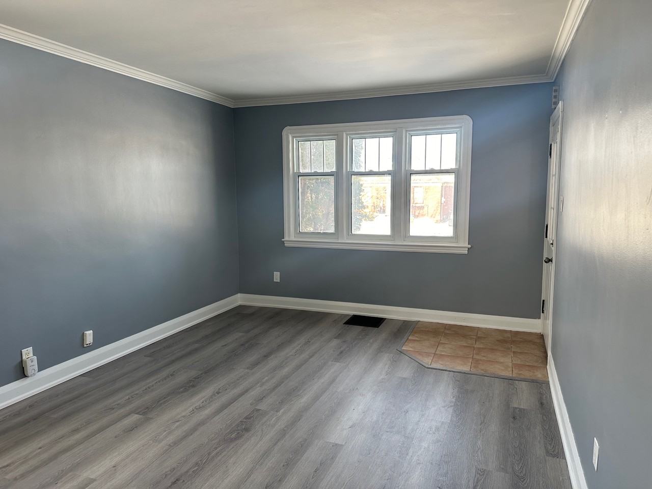 563 Mccannan Ave #1 - Photo 2 of 22