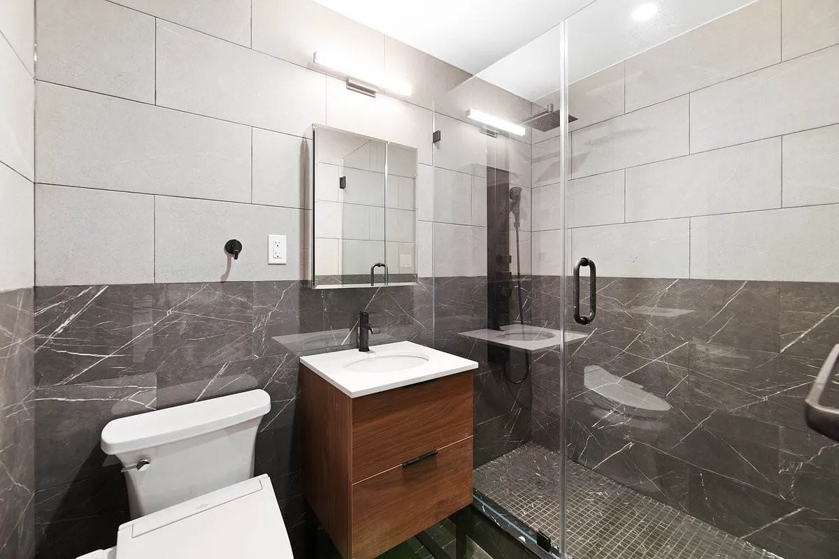 437 W 46th St #3RE - Photo 5 of 5