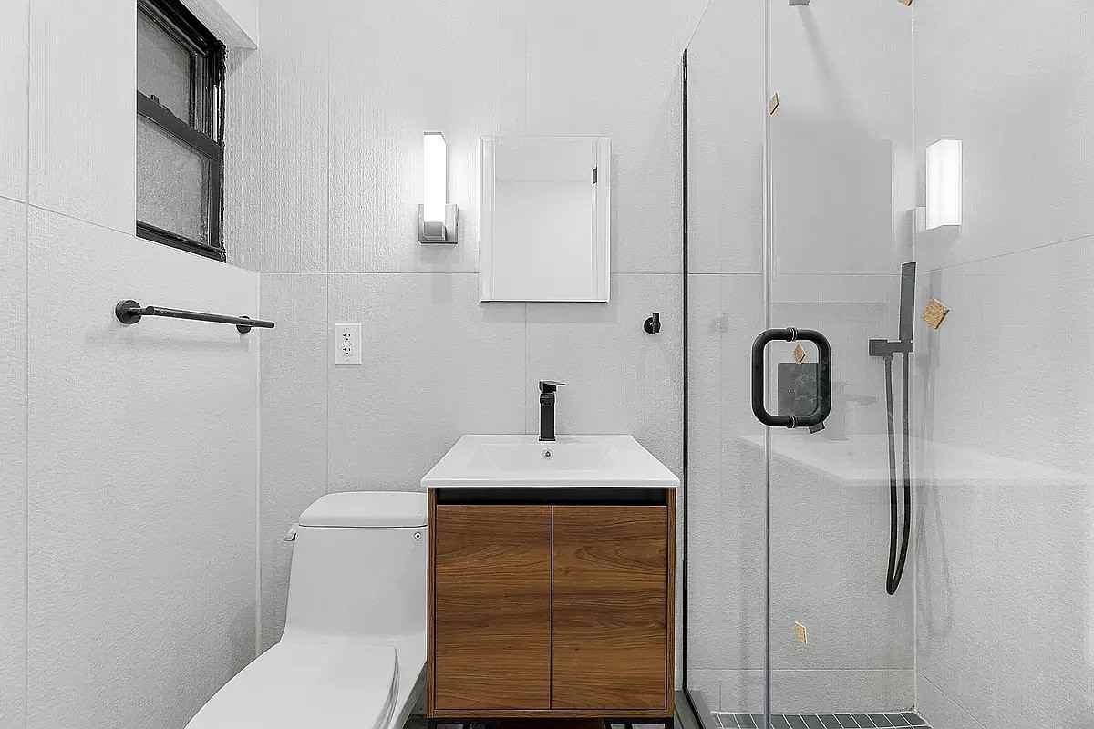 428 7th Ave #4 - Photo 4 of 4