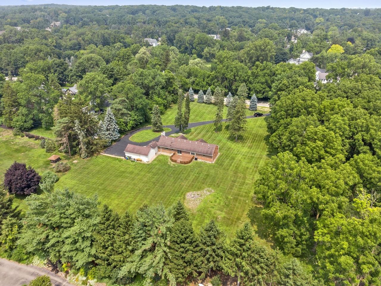 46105 7 Mile Rd - Photo 4 of 14