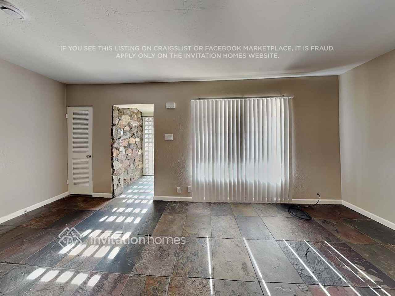 2532 E Clarendon Ave - Photo 4 of 19