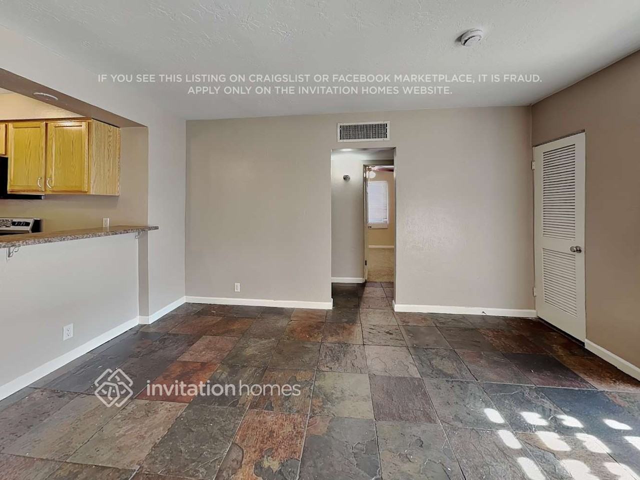 2532 E Clarendon Ave - Photo 5 of 19