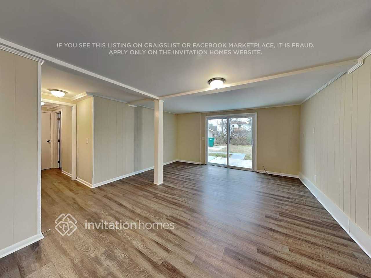 7944 Stallion Dr - Photo 5 of 19