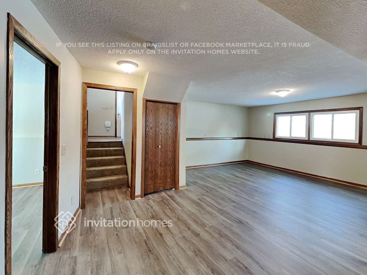 11932 Pennsylvania Ave N - Photo 7 of 20