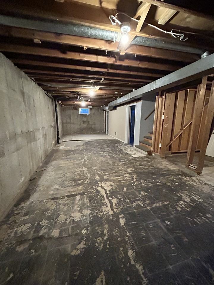 16534 103 Ave Nw #MAIN - Photo 5 of 21