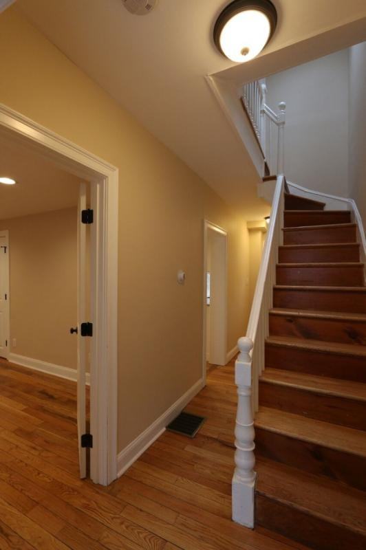 6 St James Pl #0 - Photo 3 of 22