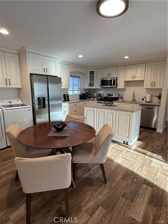 16611 Lucia Ln - Photo 4 of 11