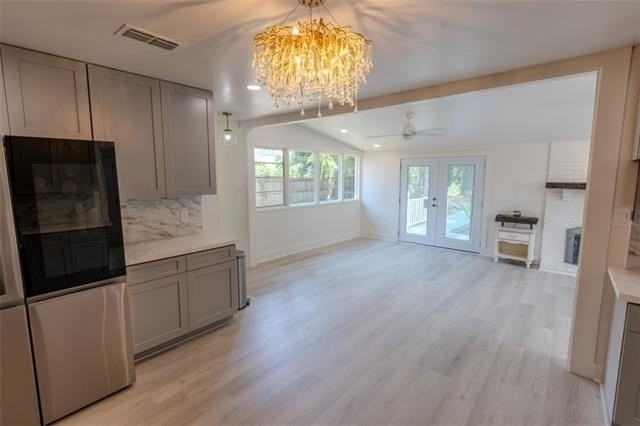 194 Live Oak St - Photo 5 of 50