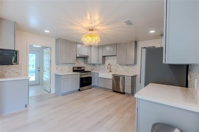 194 Live Oak St - Photo 6 of 50