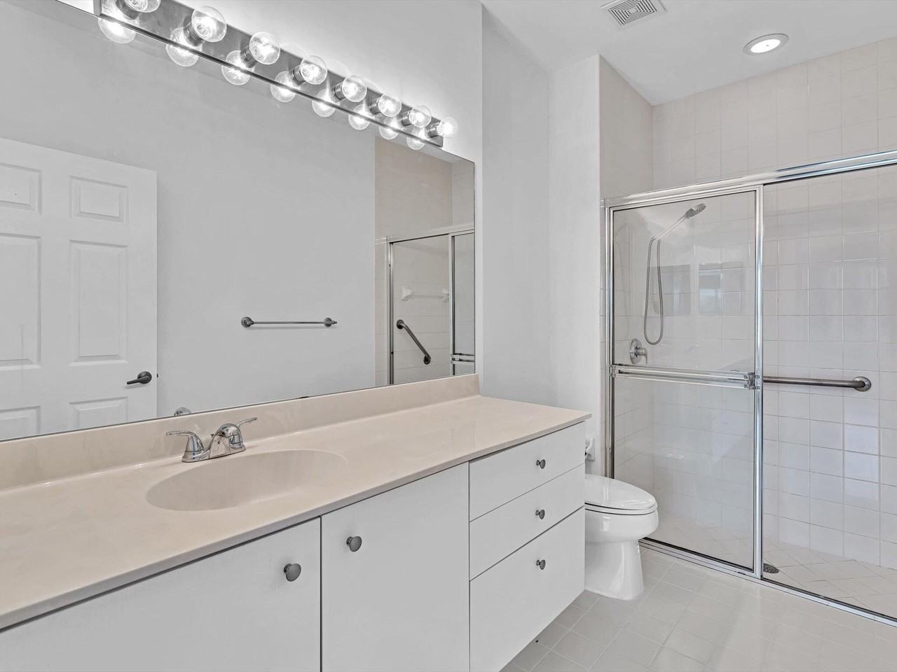 6094 Lake Hibiscus Dr - Photo 5 of 50