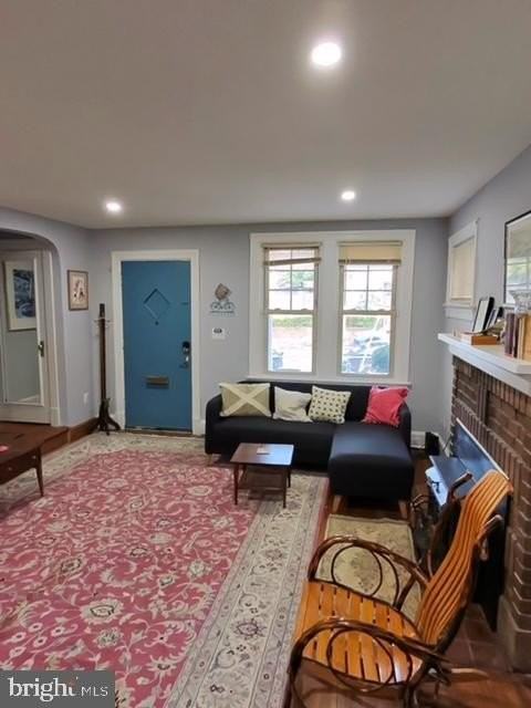 903 Jackson St Ne - Photo 5 of 18