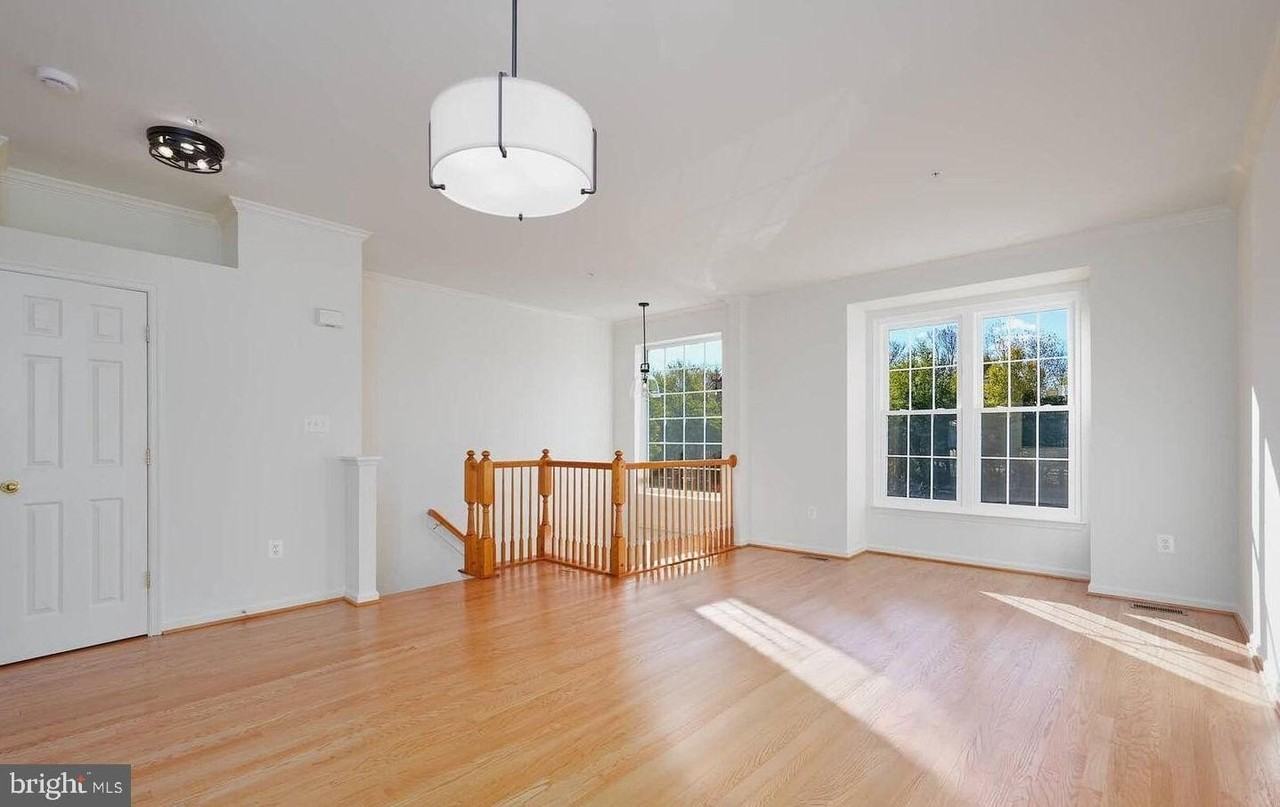 3506 Connor Pl - Photo 4 of 44