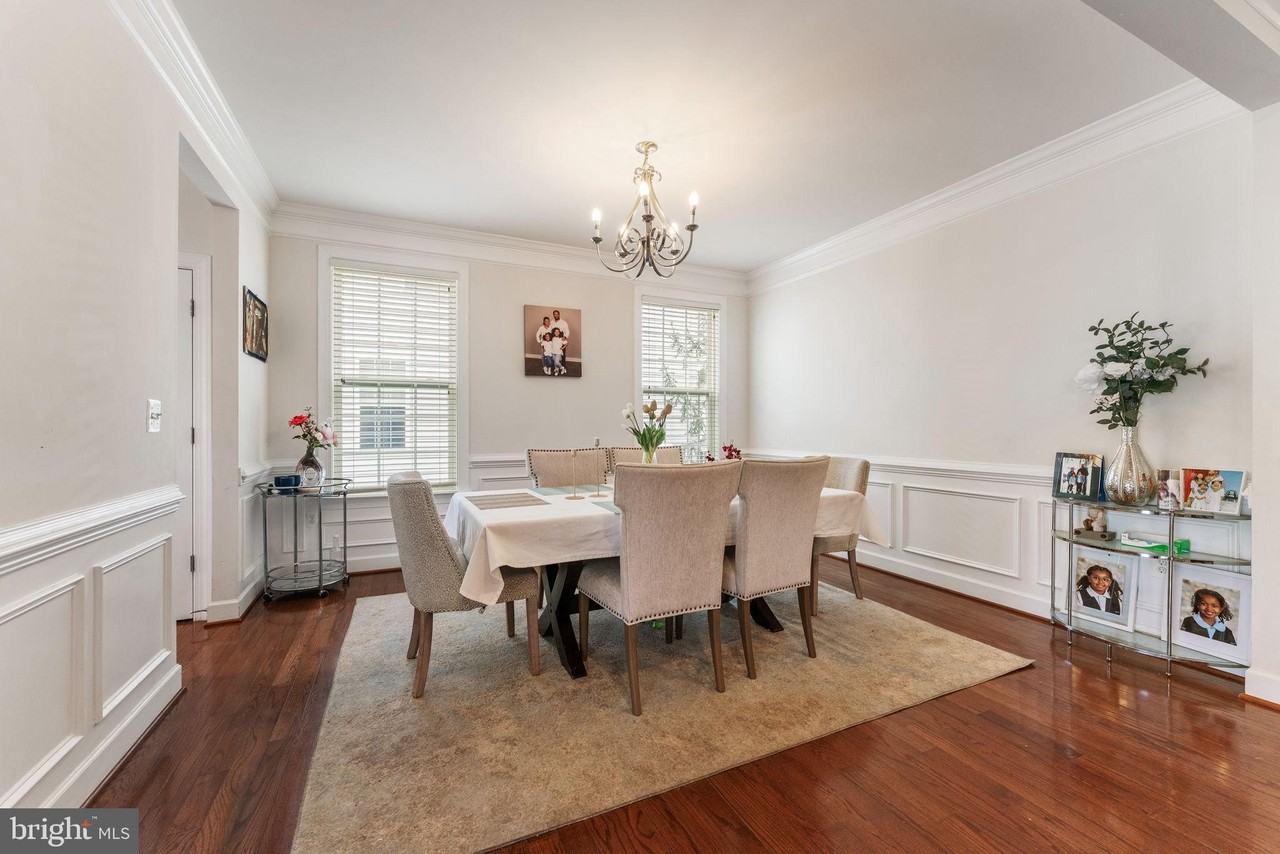 6526 Wayside Pl - Photo 4 of 16