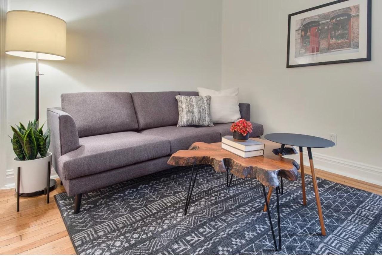 230 E 10th St #1358387P - Photo 7 of 9