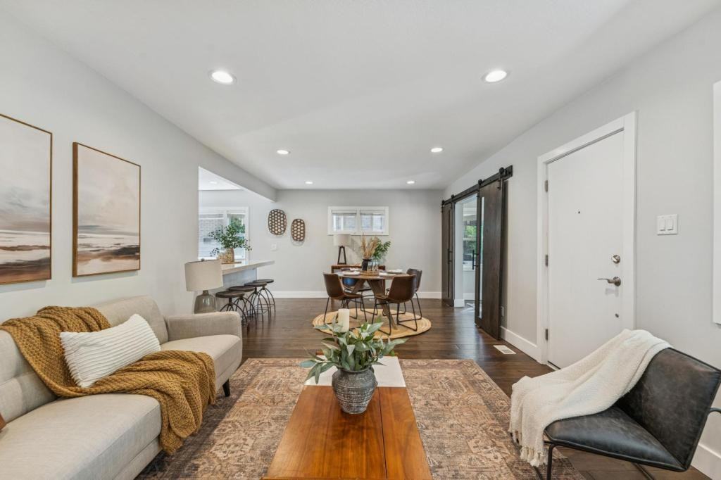 1041 E Yale Ave - Photo 7 of 50