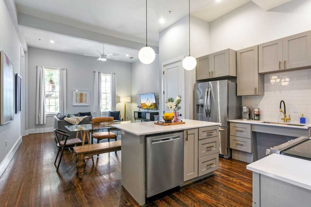 1430 Saint Charles Ave #1266668P - Photo 6 of 24