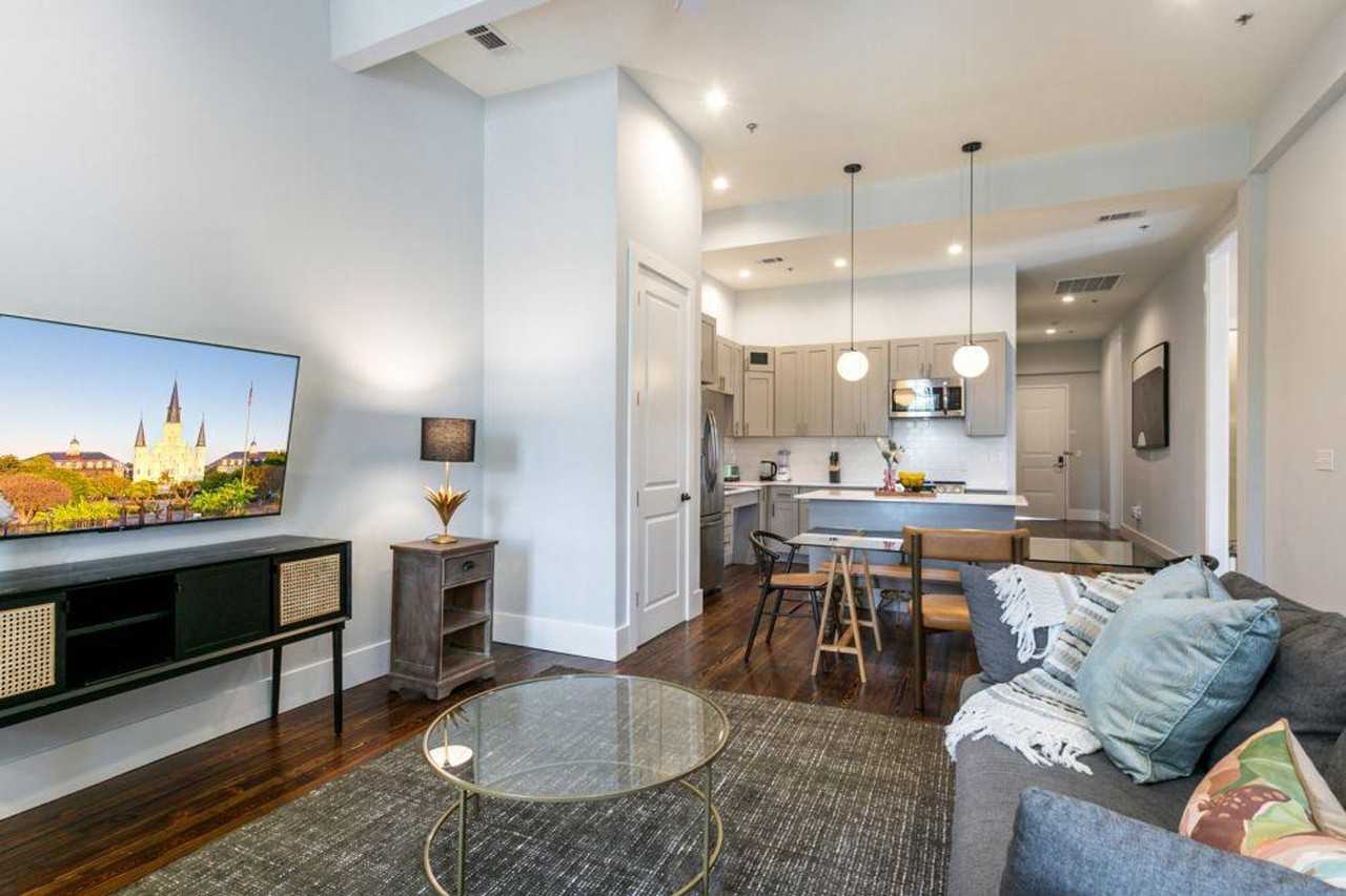 1430 Saint Charles Ave #1266668P - Photo 7 of 24