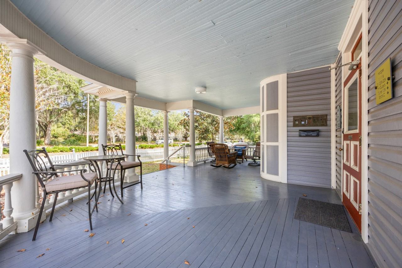 715 Se 2nd Ave #1359135P - Photo 5 of 11