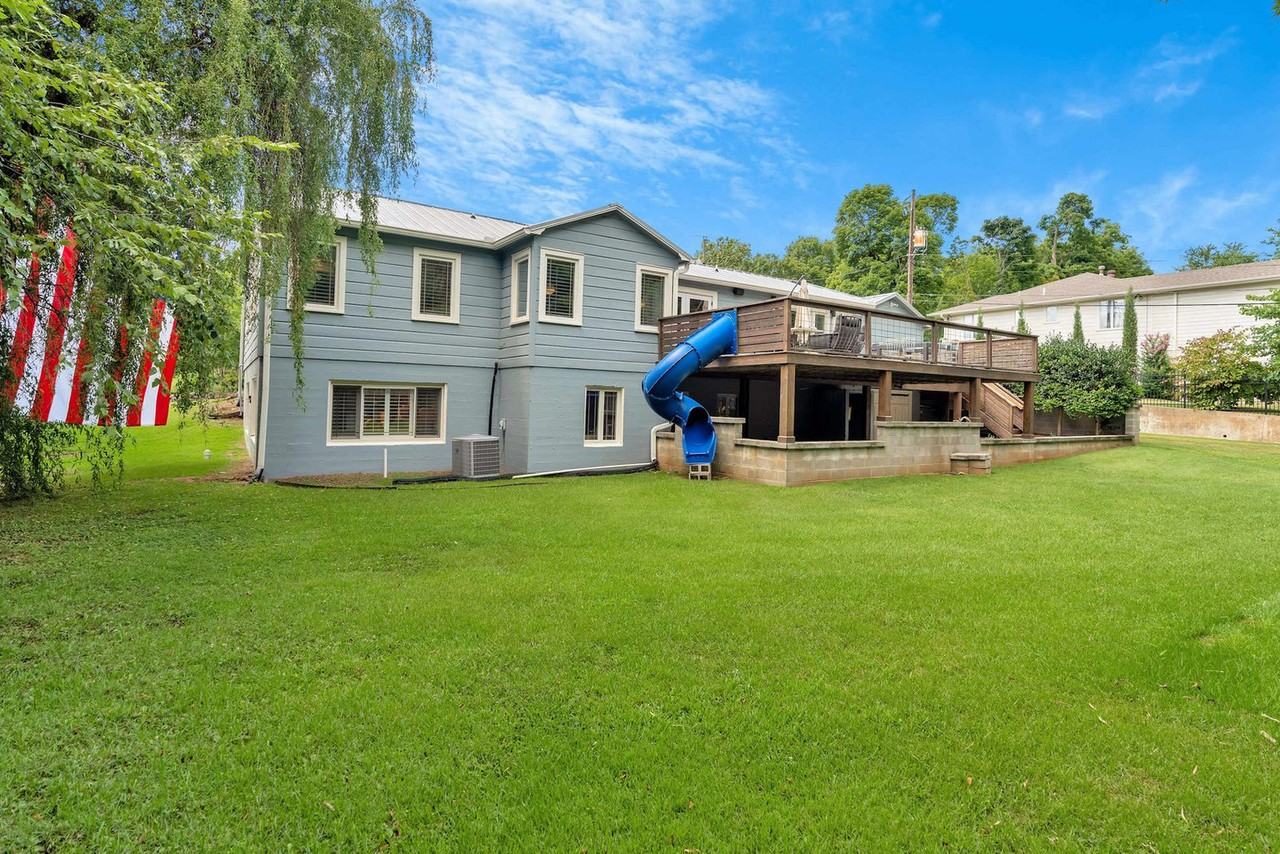 802 N Park Ave #1375235P - Photo 5 of 38