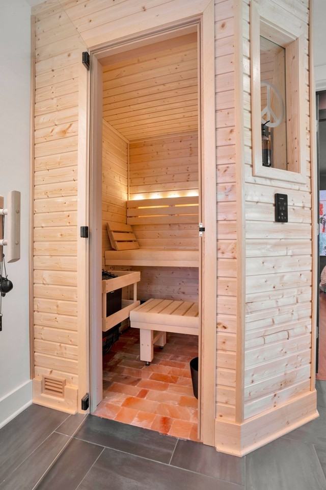 802 N Park Ave #1375235P - Photo 6 of 38