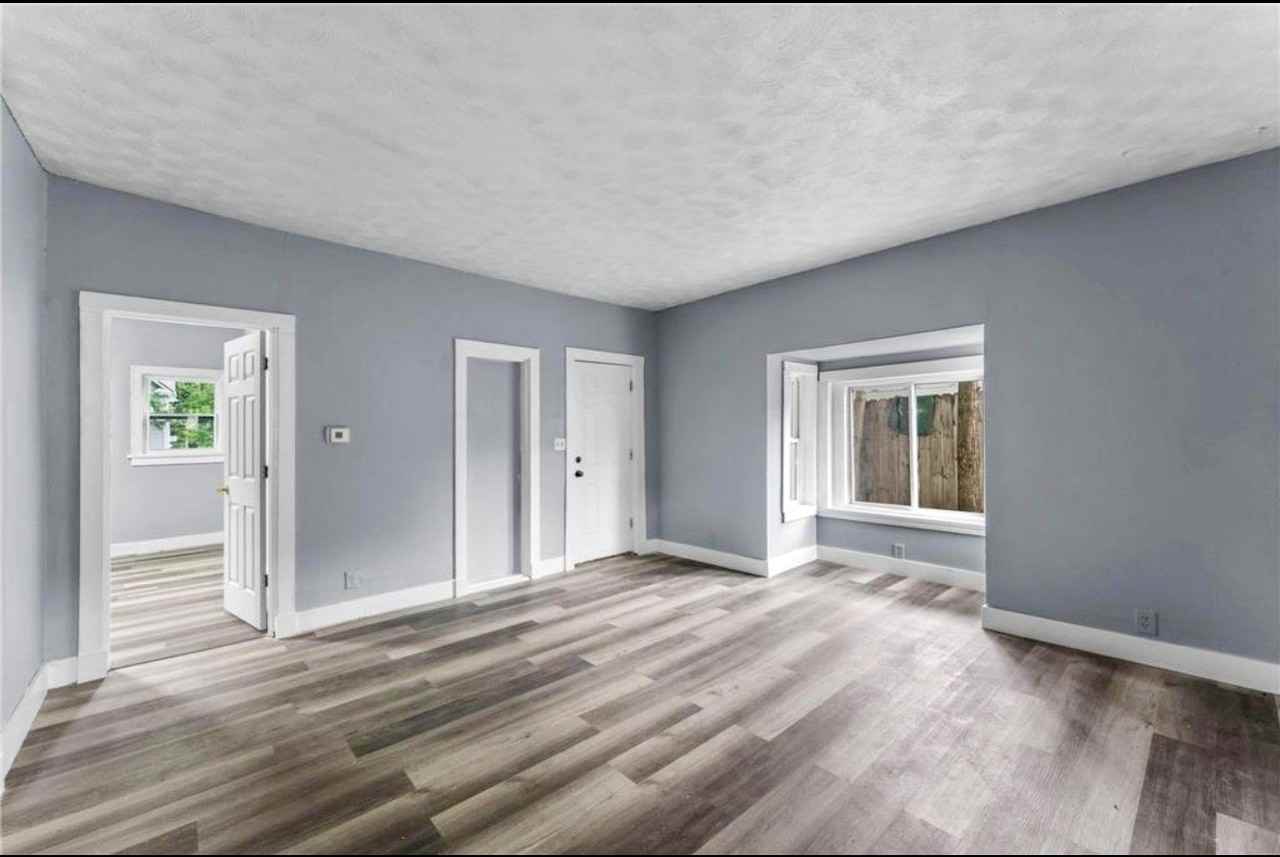 Earl St & Fremont Ave E - Photo 5 of 13