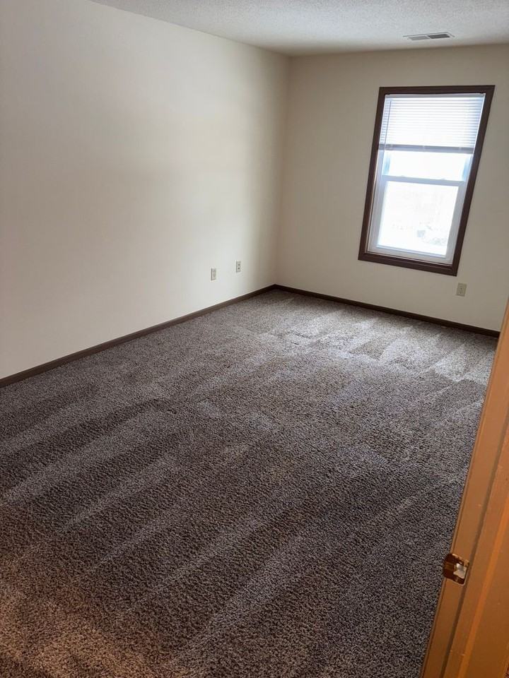 Lake Bluff Apartment Homes - Photo 6 of 16