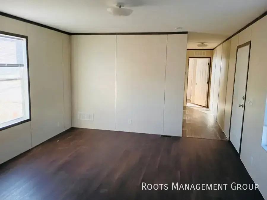 2300 E Philip Ave Trlr 29a #29A - Photo 2 of 5