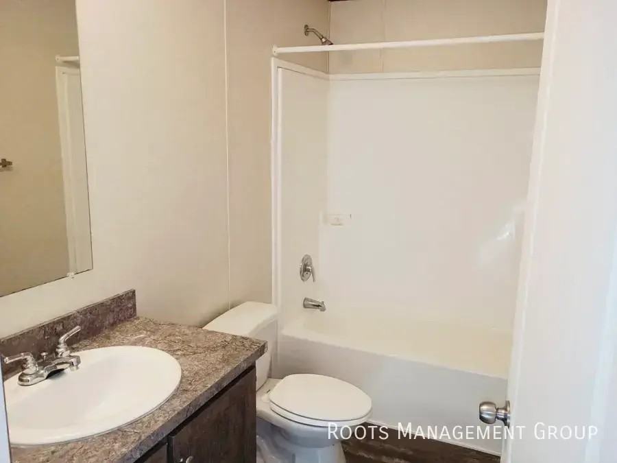 2300 E Philip Ave Trlr 29a #29A - Photo 4 of 5