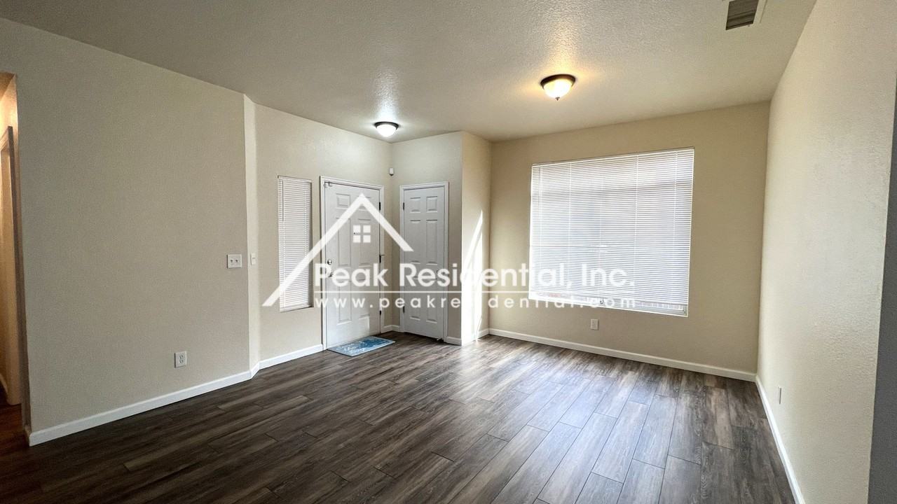 6919 Romanzo Way - Photo 7 of 29