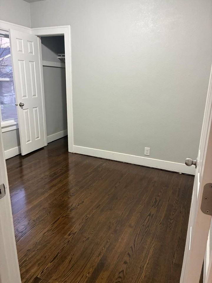 5351 Kent Ave - Photo 4 of 7