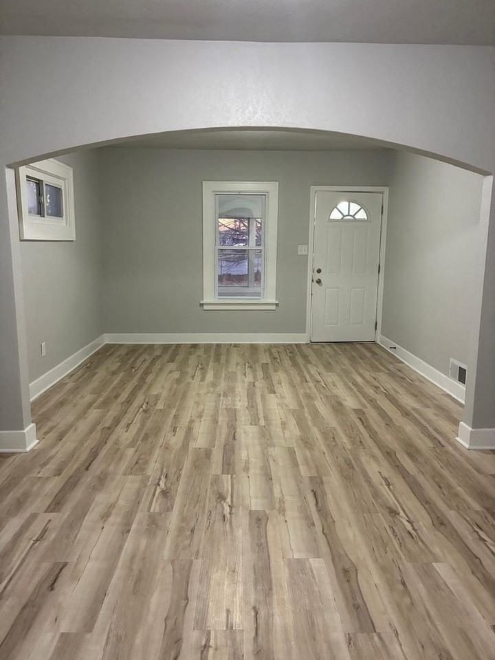 5351 Kent Ave - Photo 5 of 7