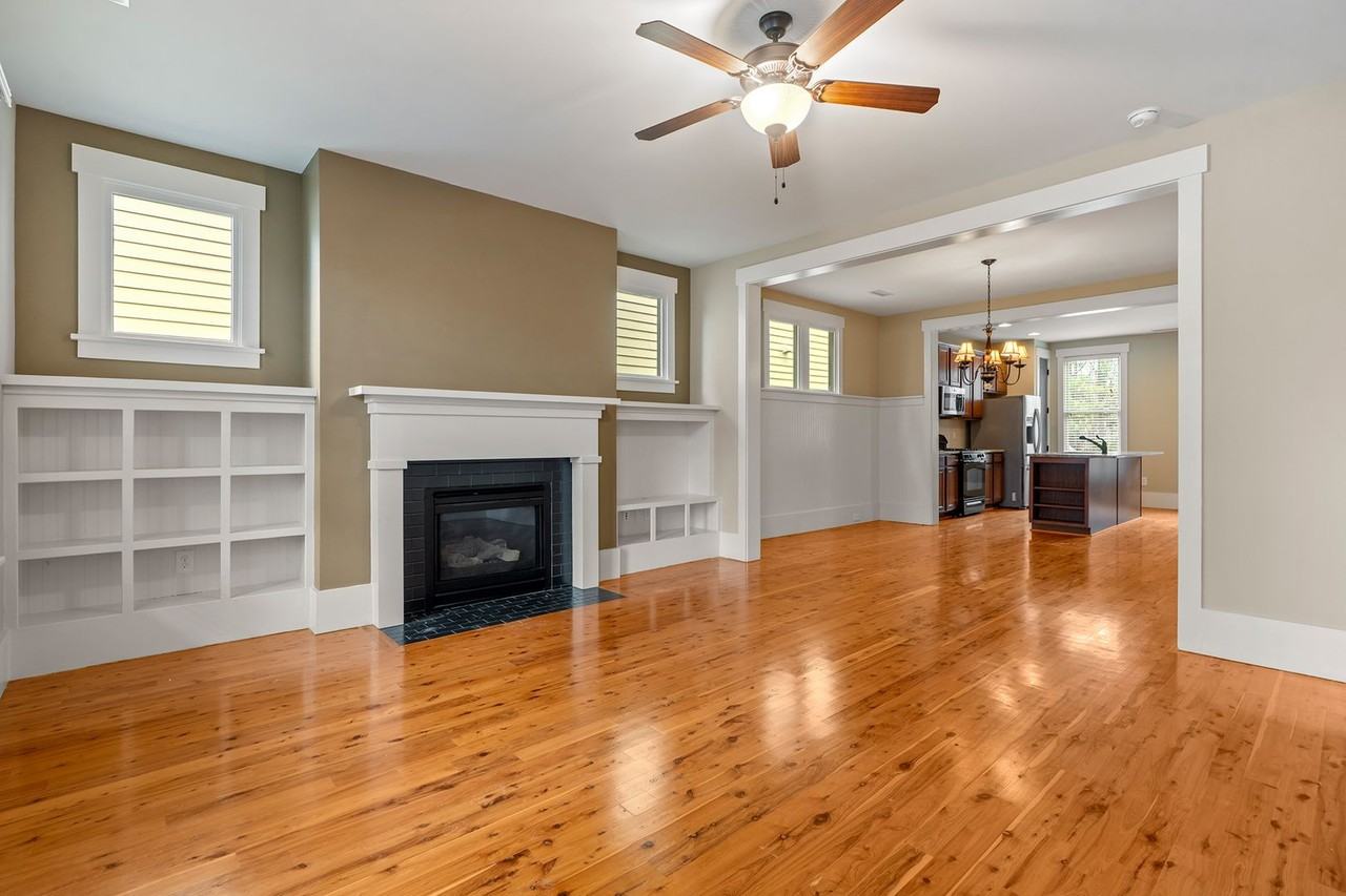 1229 Great Ridge Pkwy - Photo 3 of 18