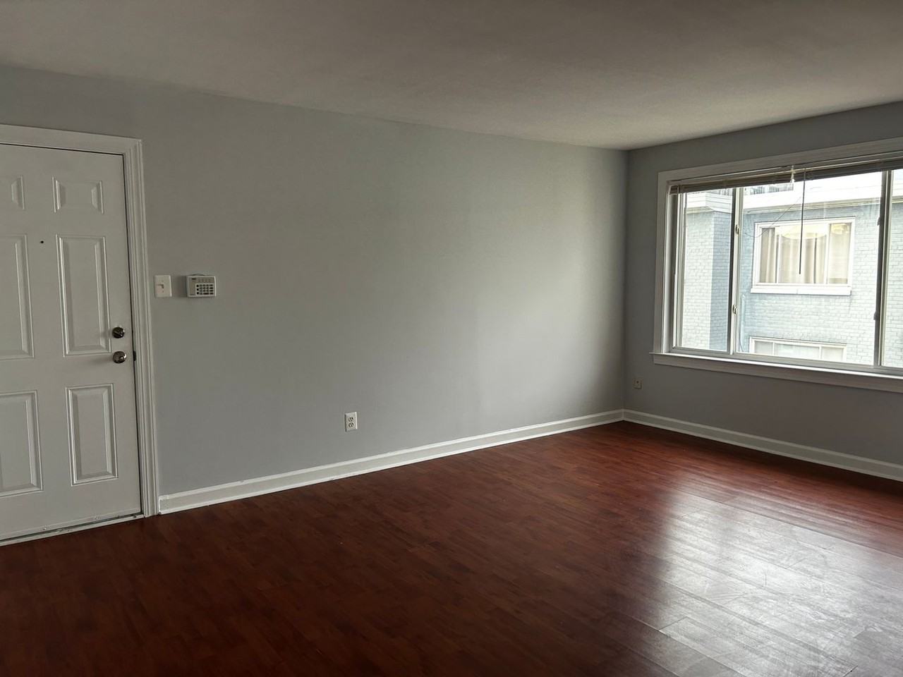 713 Brandywine St Se - Photo 3 of 20