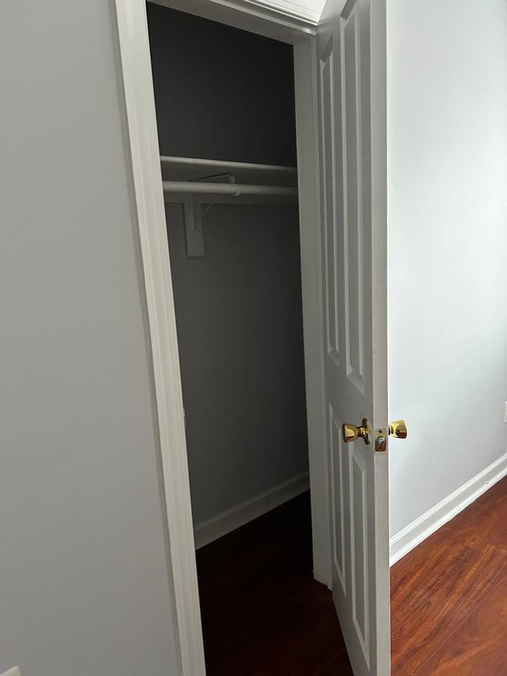 713 Brandywine St Se - Photo 5 of 20