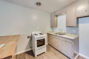 22555 Linden St #06 - Photo 1 of 1