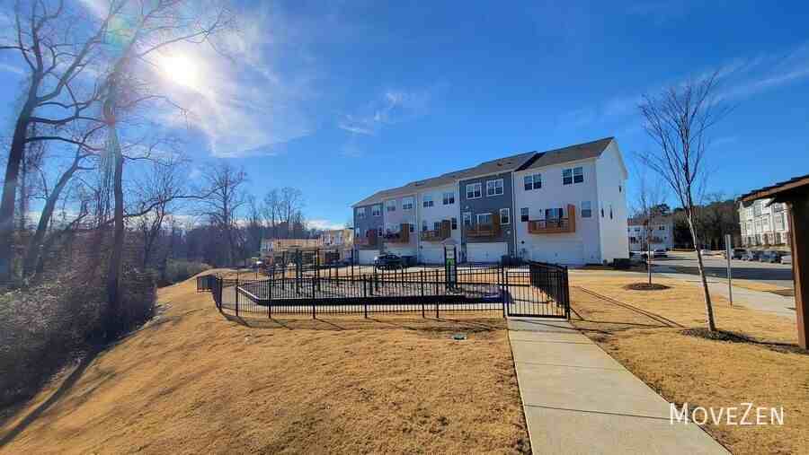 720 Lucky Clover Way - Photo 4 of 49