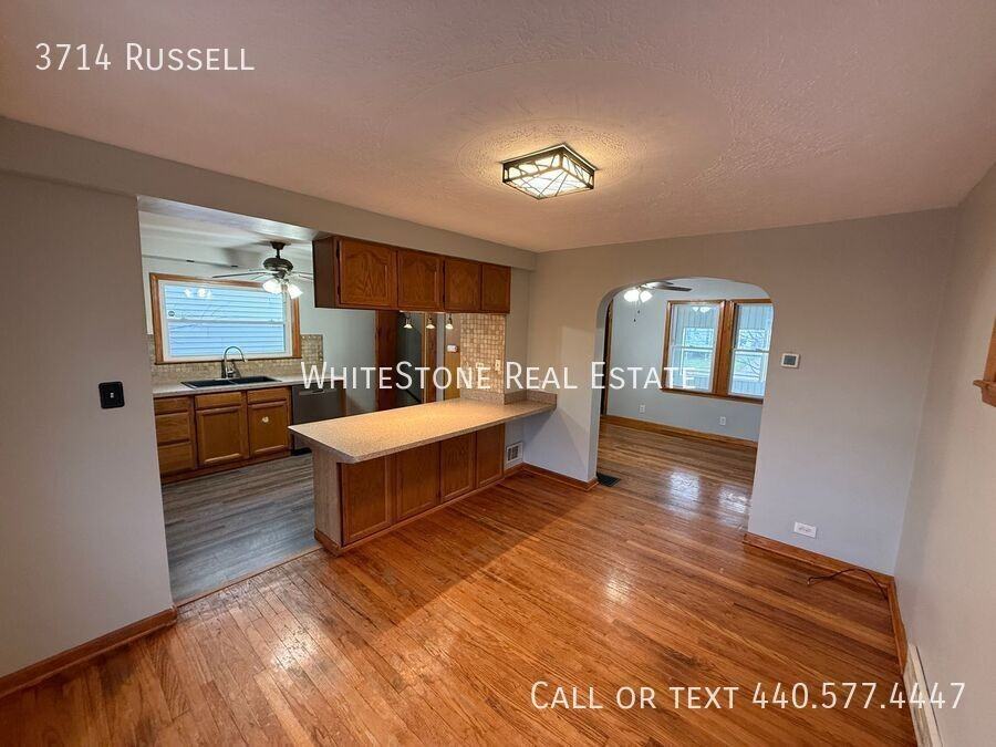 3714 Russell Ave - Photo 3 of 9