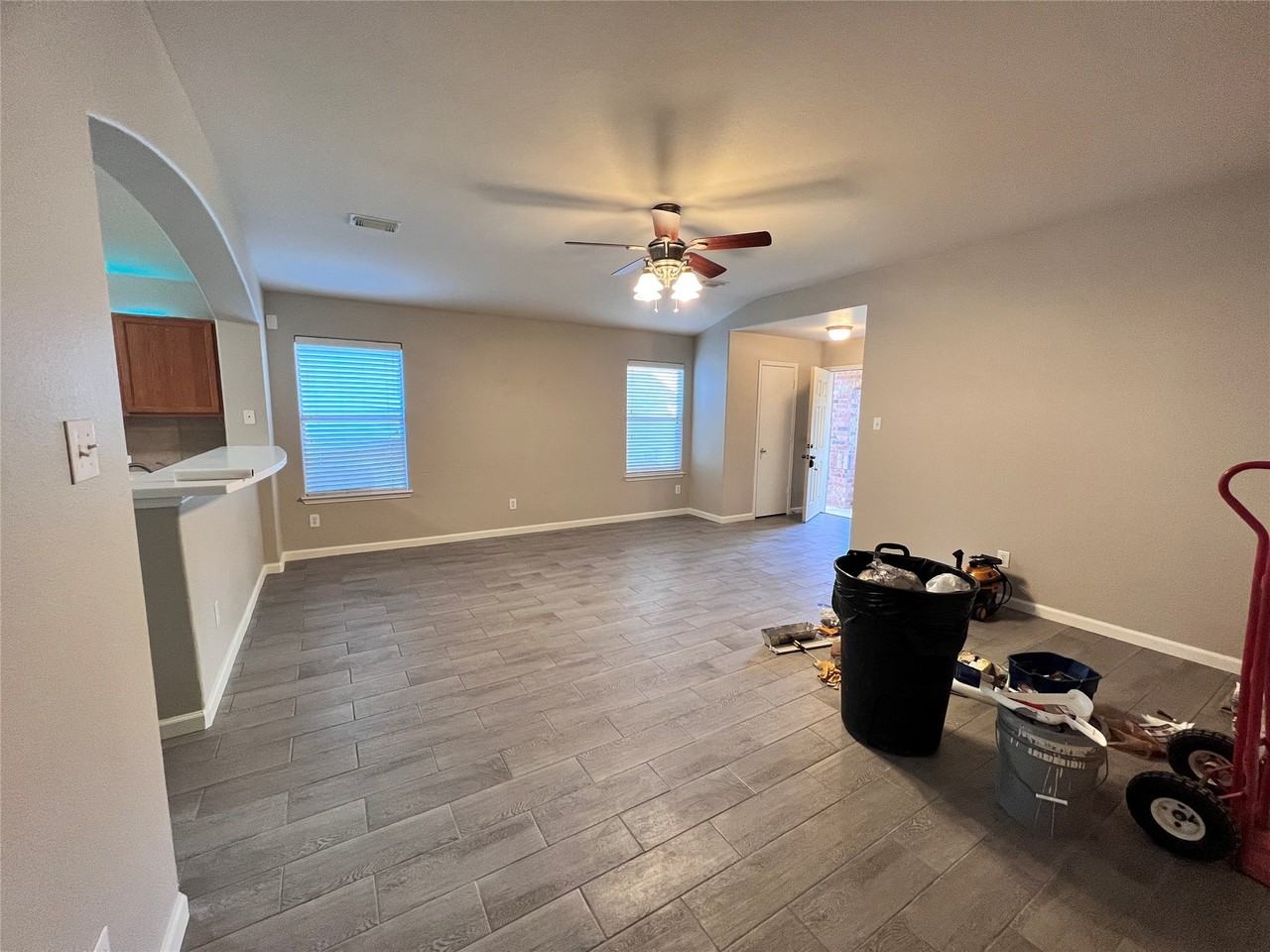 24526 Lakecrest Village Dr #24526 - Photo 7 of 17