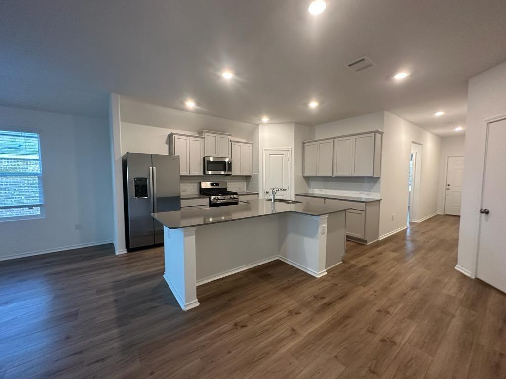 408 Golden Grove Pkwy #408 - Photo 3 of 39