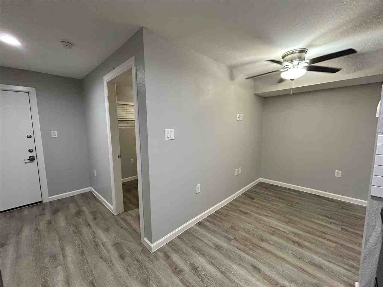 2807 Beauchamp St #2807-6 - Photo 6 of 13