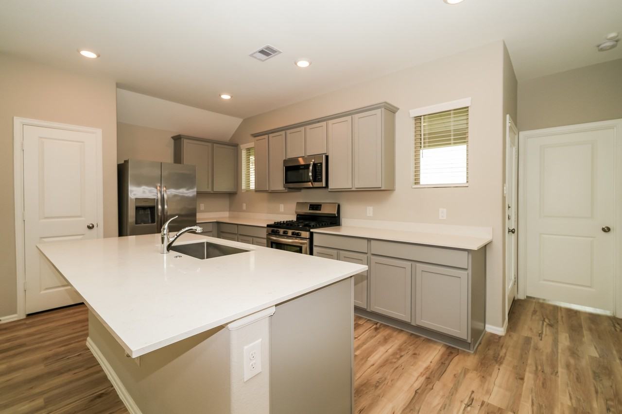 19077 Sonora Chase Dr #19077 - Photo 3 of 15